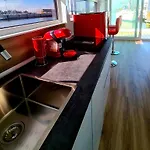 보트호텔 Barco-apartamento En El Nautico De *