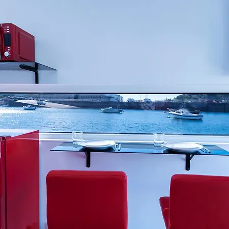 Bateau-hôtel Barco-apartamento En El Nautico De