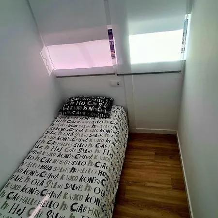 Barco-apartamento En El Nautico De 船上ホテル