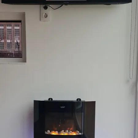 Barco-apartamento En El Nautico De 船上ホテル *