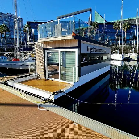 Barco-apartamento En El Nautico De ספינת מלון *