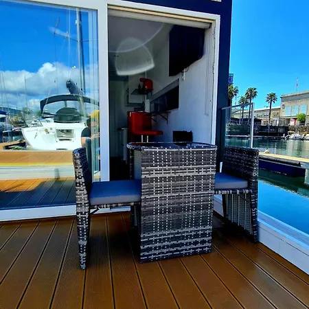보트호텔 Barco-apartamento En El Nautico De