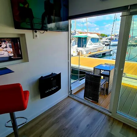 ספינת מלון Barco-apartamento En El Nautico De ויגו