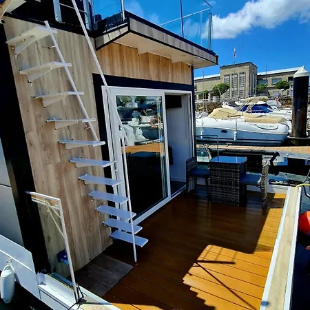 Bateau-hôtel Barco-apartamento En El Nautico De