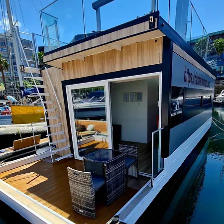 Barco-apartamento En El Nautico De ספינת מלון *