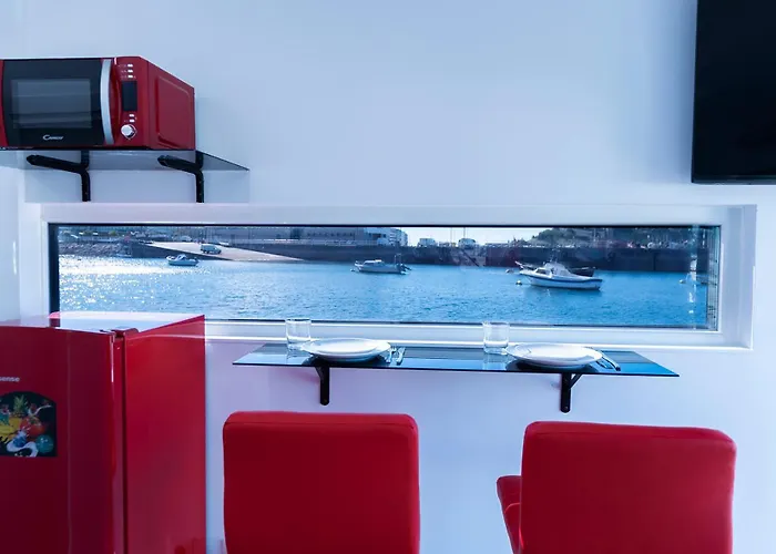 Tekne Barco-apartamento En El Nautico De