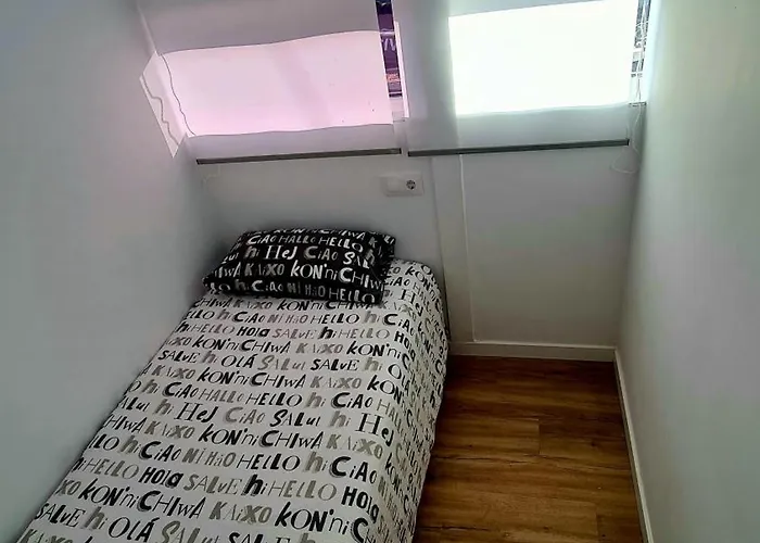 Barco-apartamento En El Nautico De Tekne