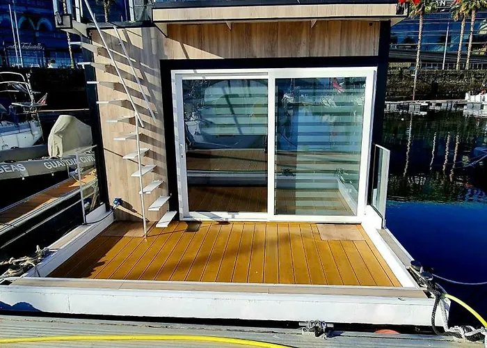 Tekne Barco-apartamento En El Nautico De