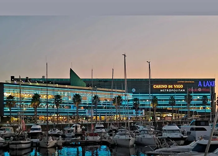 Tekne Barco-apartamento En El Nautico De Vigo