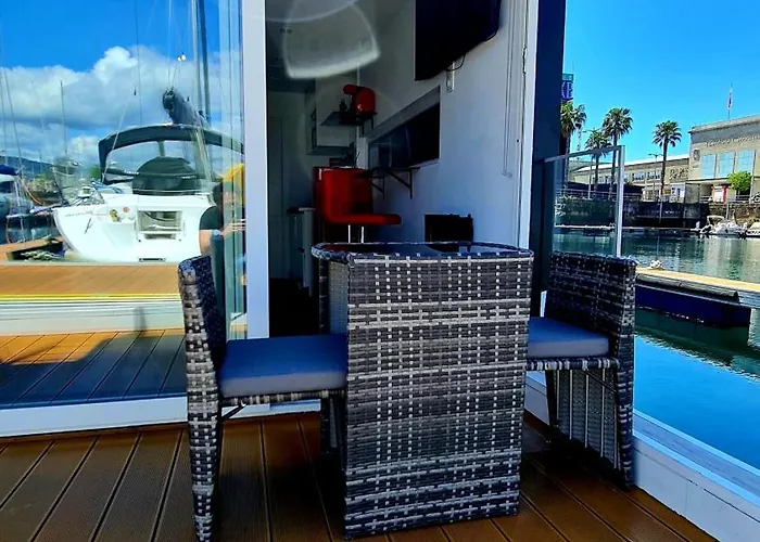 Tekne Barco-apartamento En El Nautico De