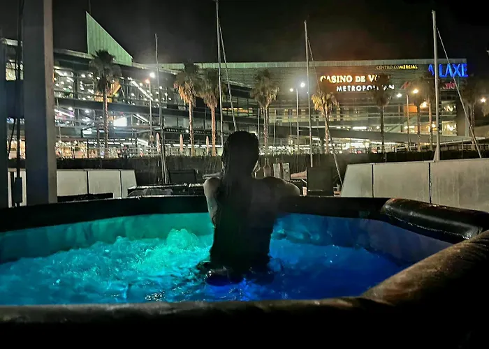 Barco-apartamento En El Nautico De Tekne *